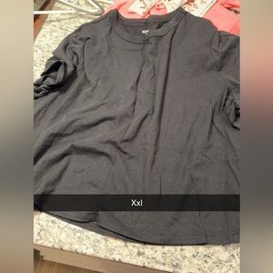 Old Navy Black Short Sleeve Tee